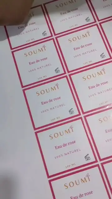 Planche d’étiquettes blanches à bordure rose pour flacons d’eau de rose
